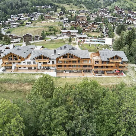 Cosy Avec Balcon, Parking Et Wi-fi A Champagny-en-vanoise - Fr-1-638-13 Apartment La Plagne