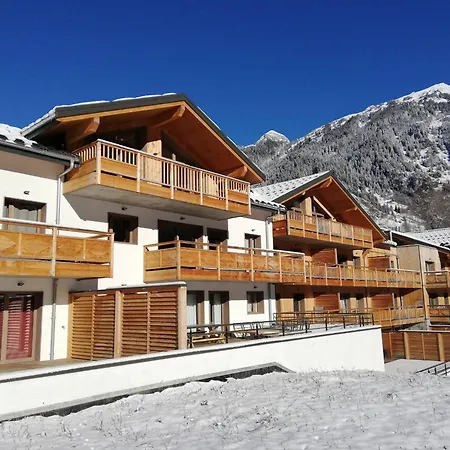 Apartment Cosy Avec Balcon, Parking Et Wi-fi A Champagny-en-vanoise - Fr-1-638-13 La Plagne