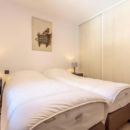 Apartment Cosy Avec Balcon, Parking Et Wi-fi A Champagny-en-vanoise - Fr-1-638-13 La Plagne