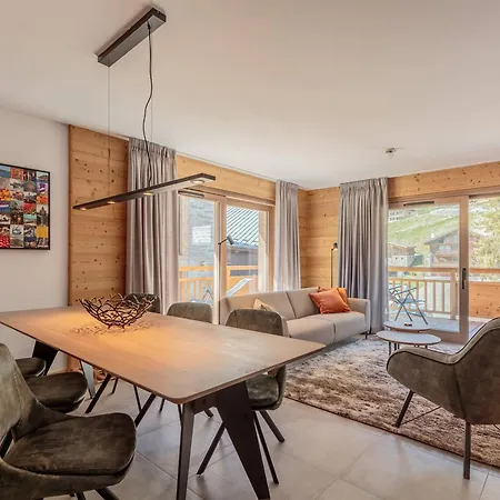 Cosy Avec Balcon, Parking Et Wi-fi A Champagny-en-vanoise - Fr-1-638-13 Apartment *
